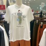 ボーダー服の女の子のイラストが描かれた白色半袖カットソー