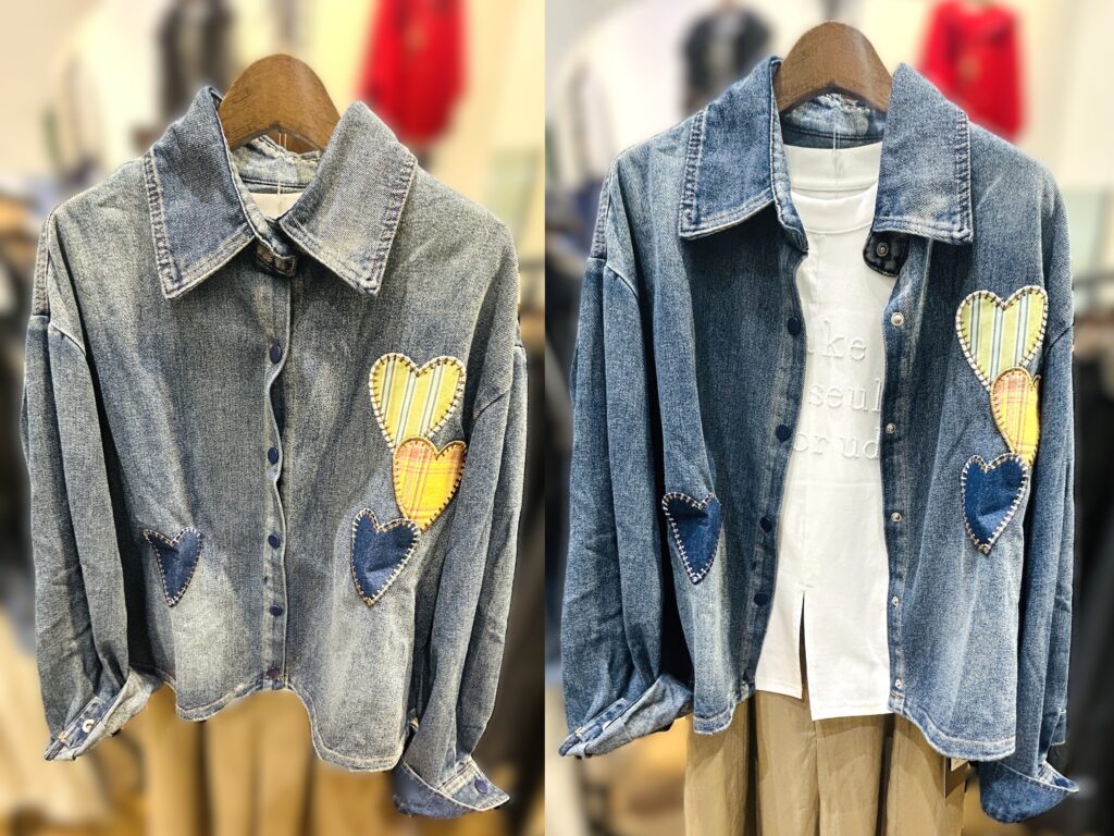 ハートモチーフがついたブルーとネイビーのデニムジャケット